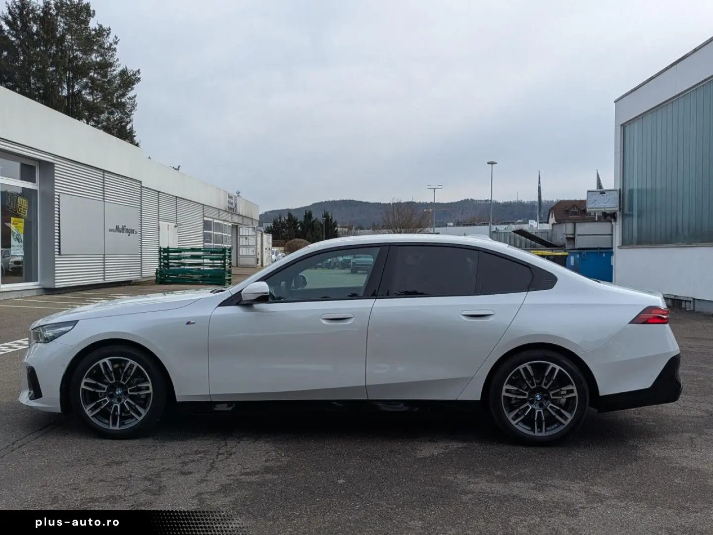 BMW 520d xDr.M Sport Standh.AHK Sitzbel.HUD ACC Park