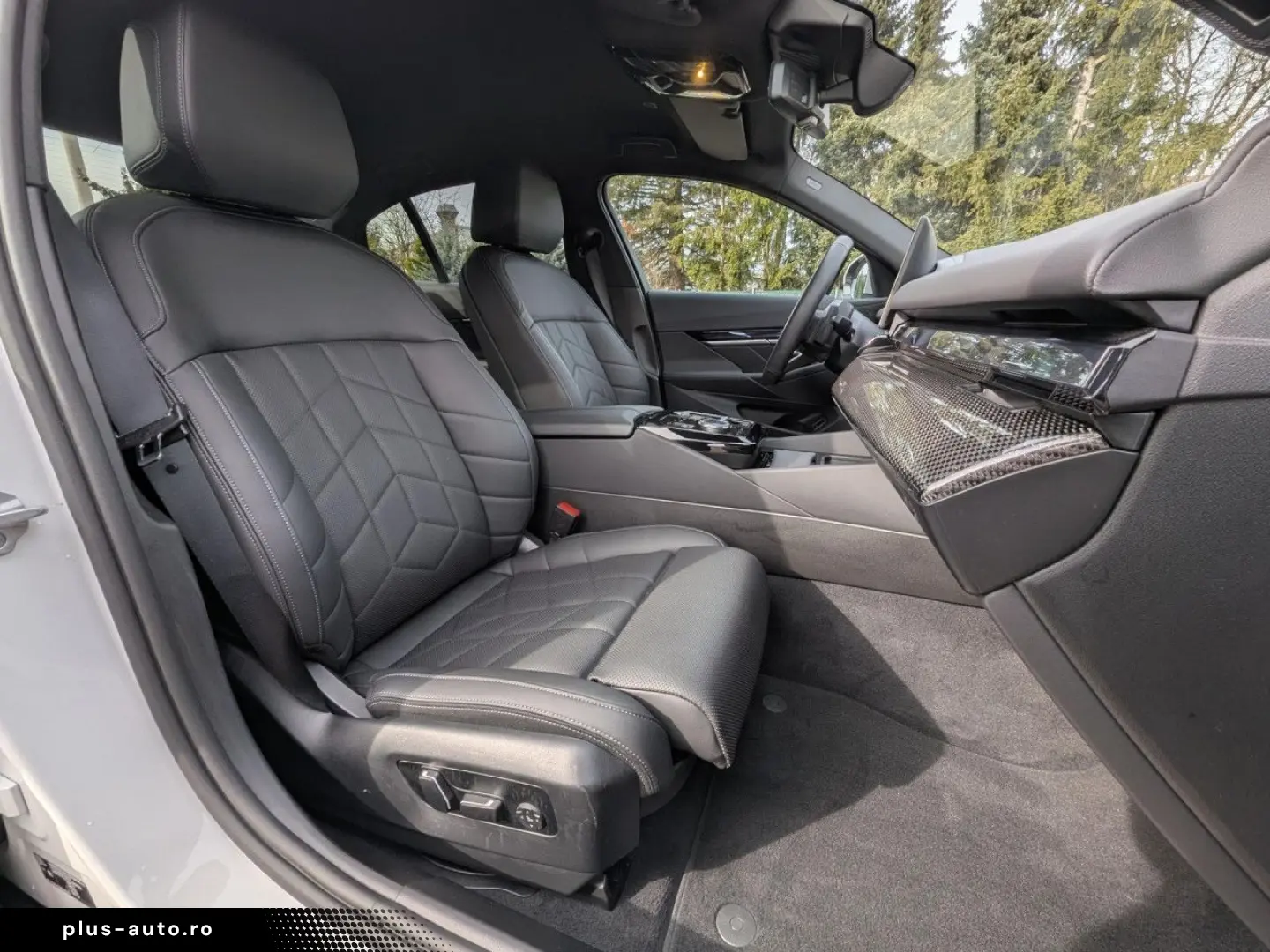 BMW 520d xDr.M Sport Standh.AHK Sitzbel.HUD ACC Park