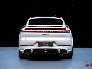 PORSCHE Cayenne E-Hyb Coupé FACELIFT Sp-Design 22  Pano