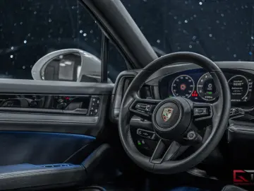 PORSCHE Cayenne E-Hyb Coupé FACELIFT Sp-Design 22  Pano