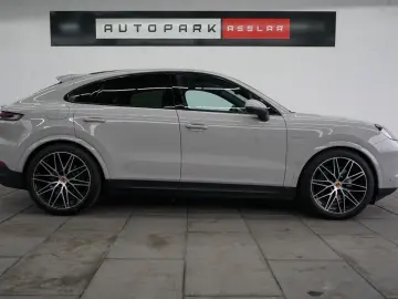 PORSCHE Cayenne Coupe E-Hybrid Kreide SpAbgas P-Display
