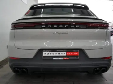 PORSCHE Cayenne Coupe E-Hybrid Kreide SpAbgas P-Display