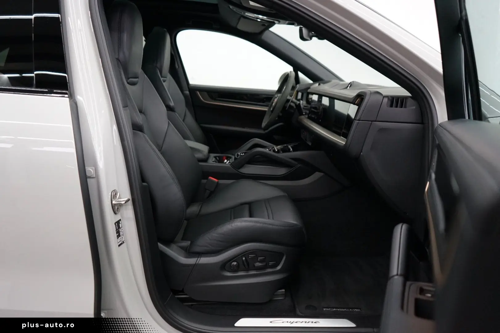 PORSCHE Cayenne Coupe E-Hybrid Kreide SpAbgas P-Display