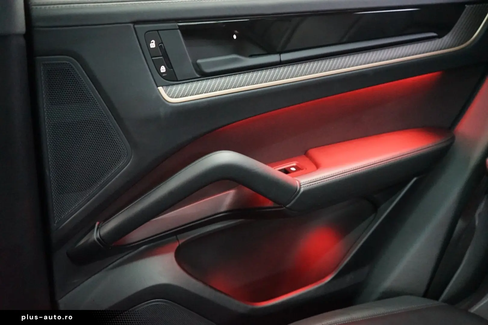 PORSCHE Cayenne Coupe E-Hybrid Kreide SpAbgas P-Display