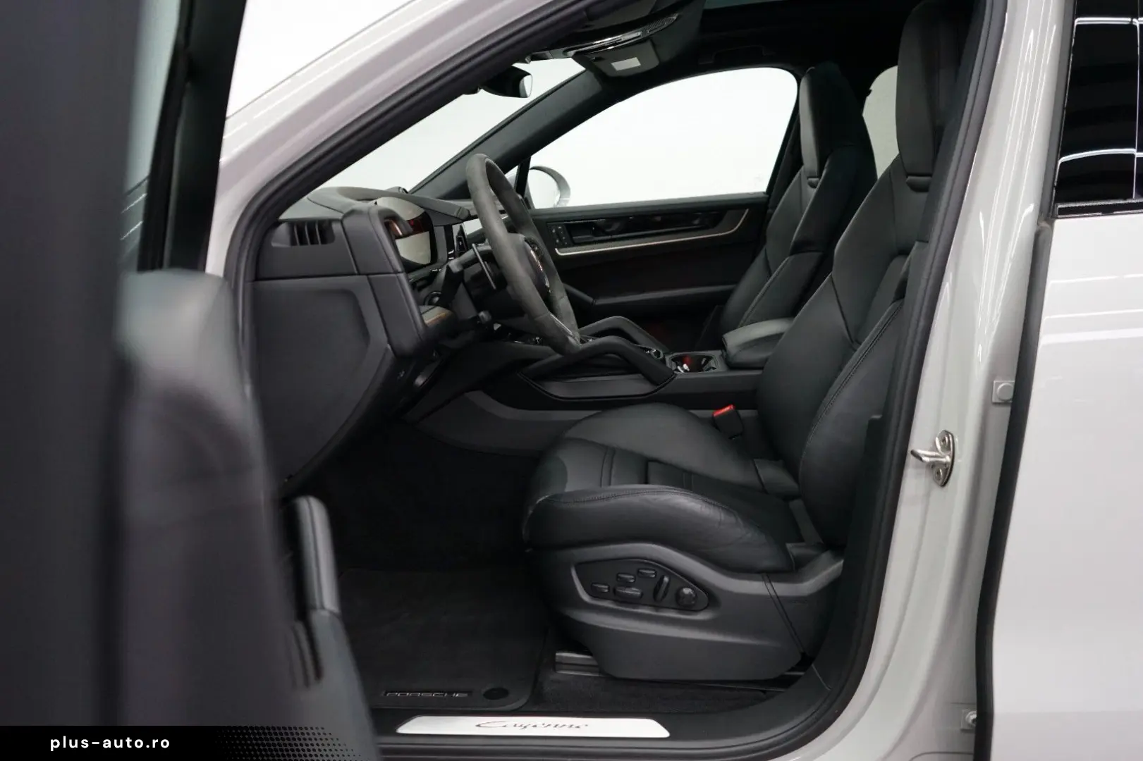 PORSCHE Cayenne Coupe E-Hybrid Kreide SpAbgas P-Display