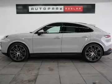 PORSCHE Cayenne Coupe E-Hybrid Kreide SpAbgas P-Display