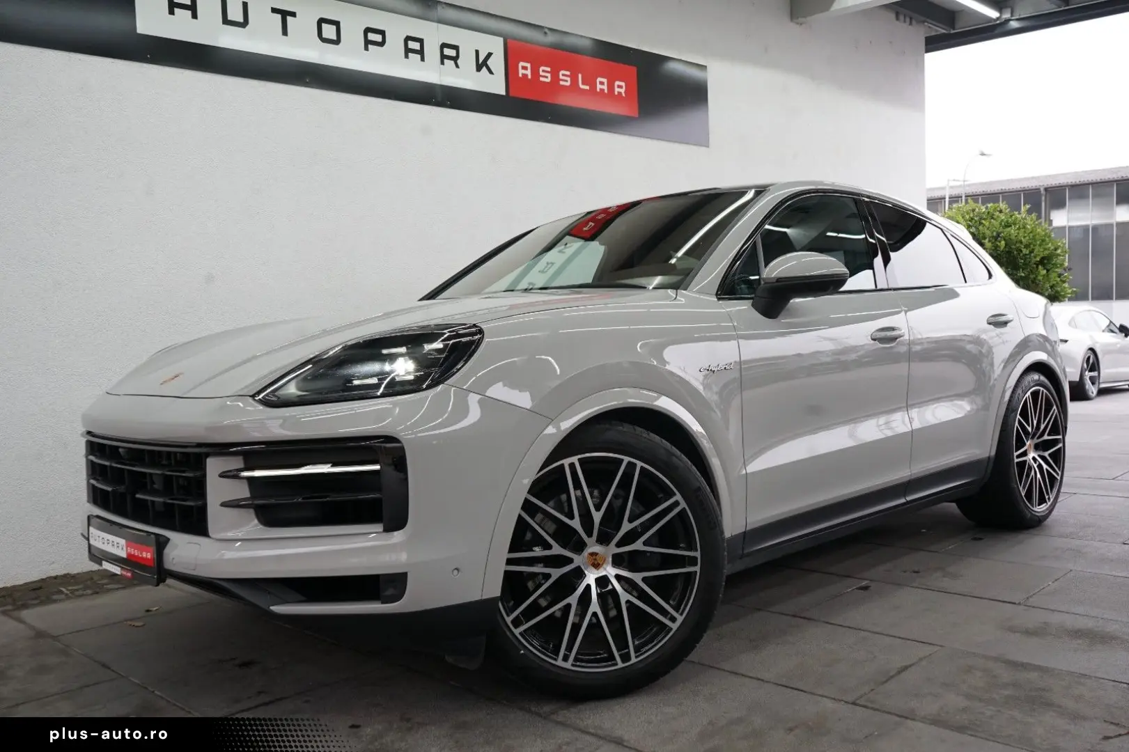 PORSCHE Cayenne Coupe E-Hybrid Kreide SpAbgas P-Display