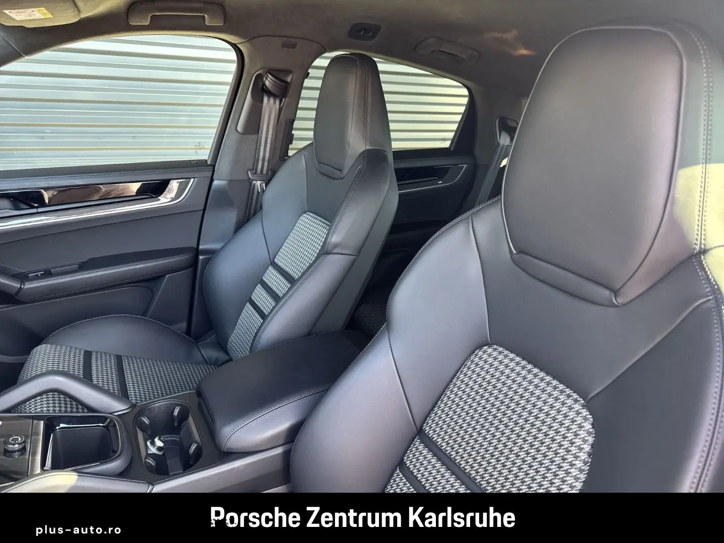 PORSCHE Cayenne E-Hybrid Coupe LED-Matrix Surround-View