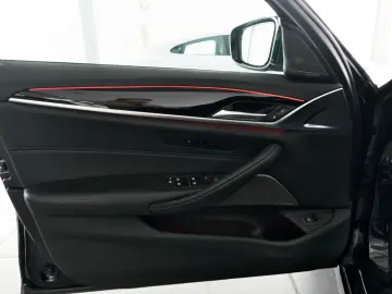 BMW M5 Lim. H K Laserlicht DrivingAssistPro Deutsch