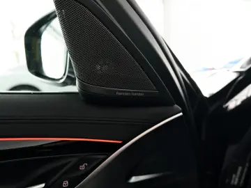 BMW M5 Lim. H K Laserlicht DrivingAssistPro Deutsch