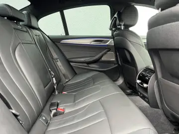 BMW M5 HUD h k Driver's Package M-Performance 20