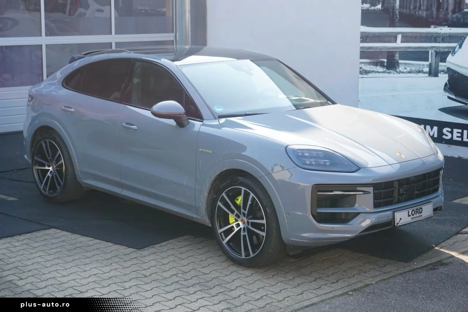 PORSCHE Cayenne Coupe S E-Hybrid SportDesign Paket SpAbg