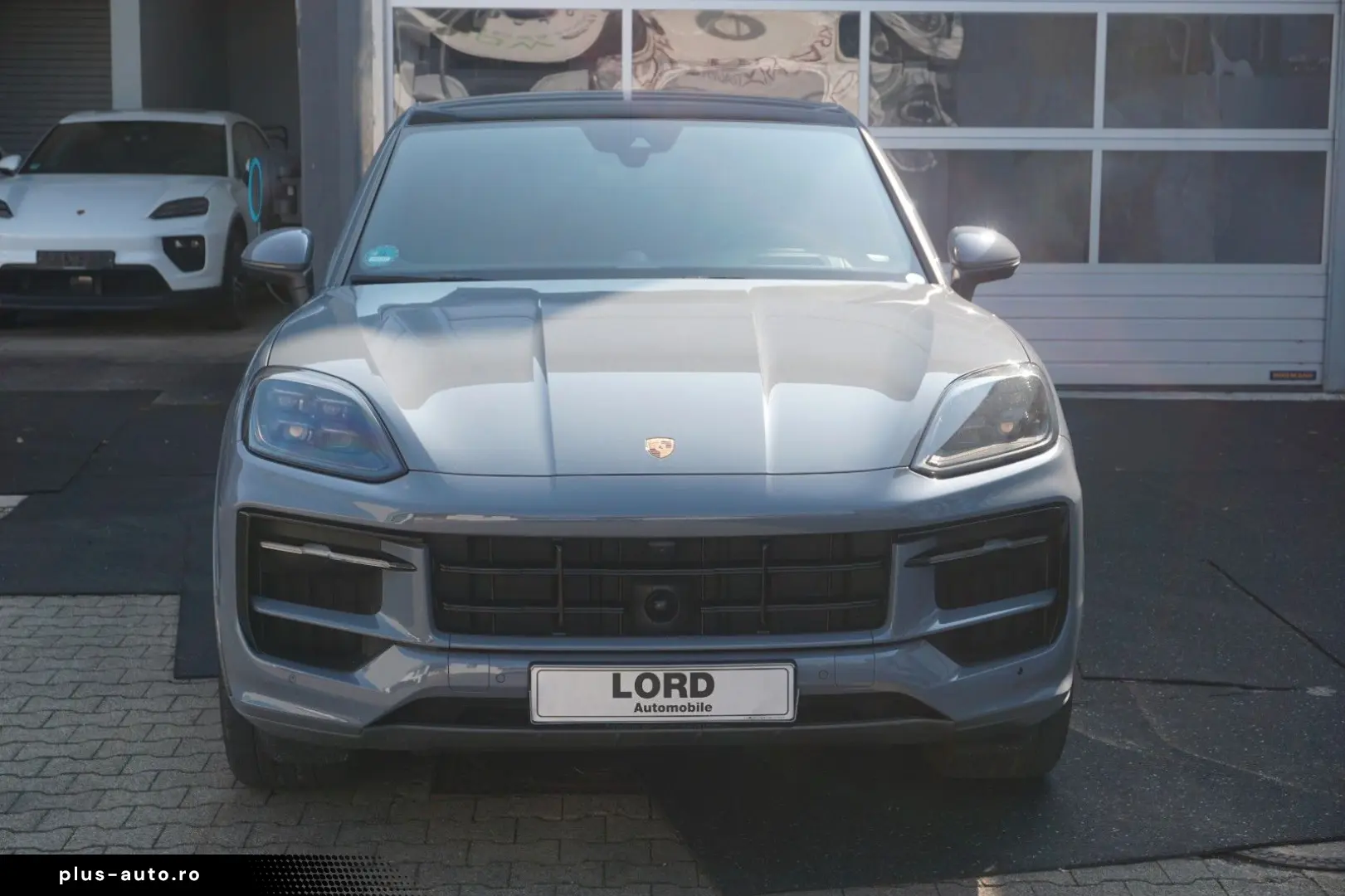 PORSCHE Cayenne Coupe S E-Hybrid SportDesign Paket SpAbg