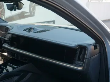 PORSCHE Cayenne Coupe S E-Hybrid SportDesign Paket SpAbg