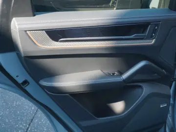 PORSCHE Cayenne Coupe S E-Hybrid SportDesign Paket SpAbg