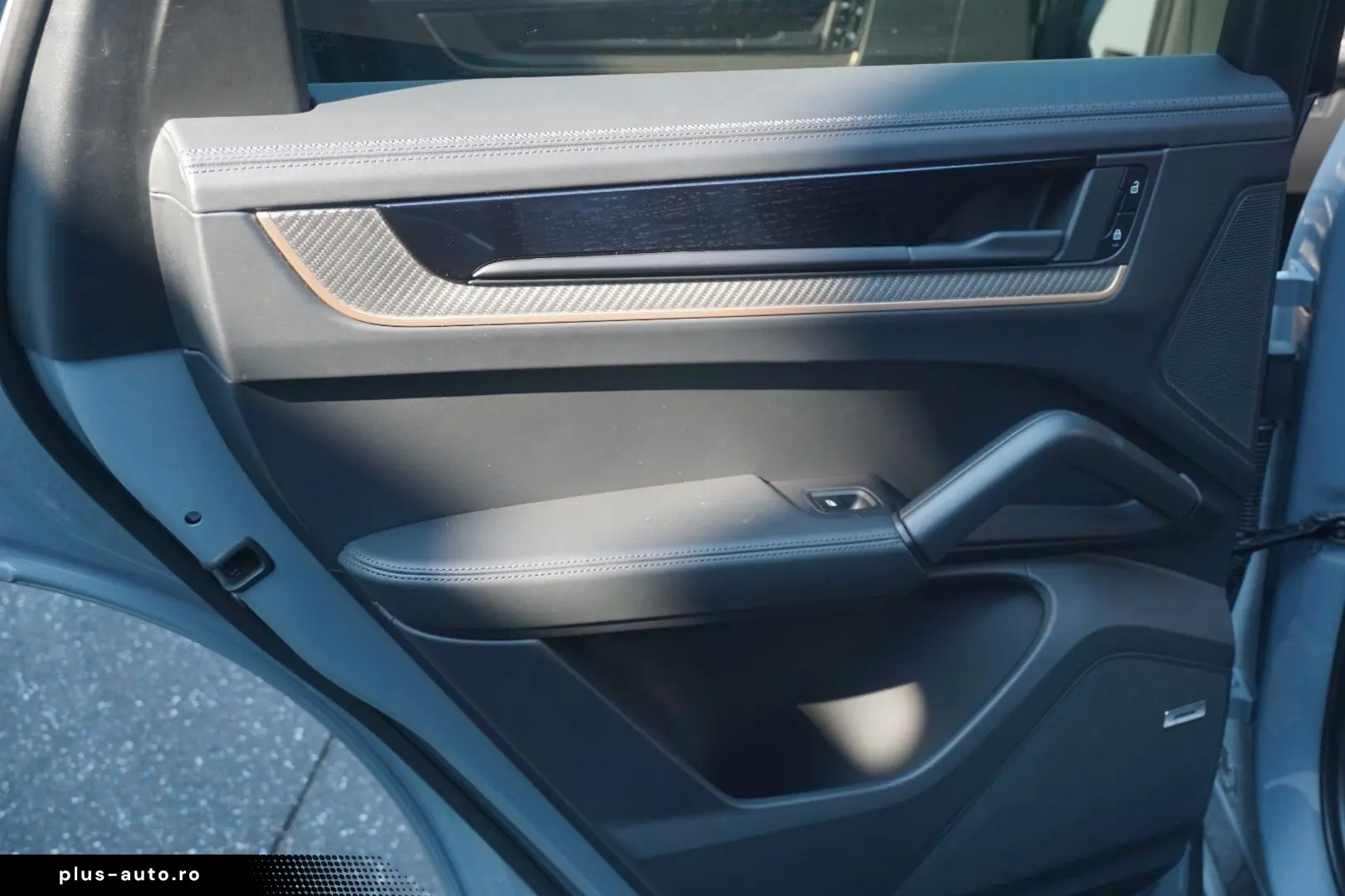 PORSCHE Cayenne Coupe S E-Hybrid SportDesign Paket SpAbg