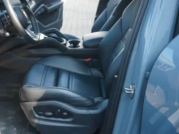 PORSCHE Cayenne Coupe S E-Hybrid SportDesign Paket SpAbg