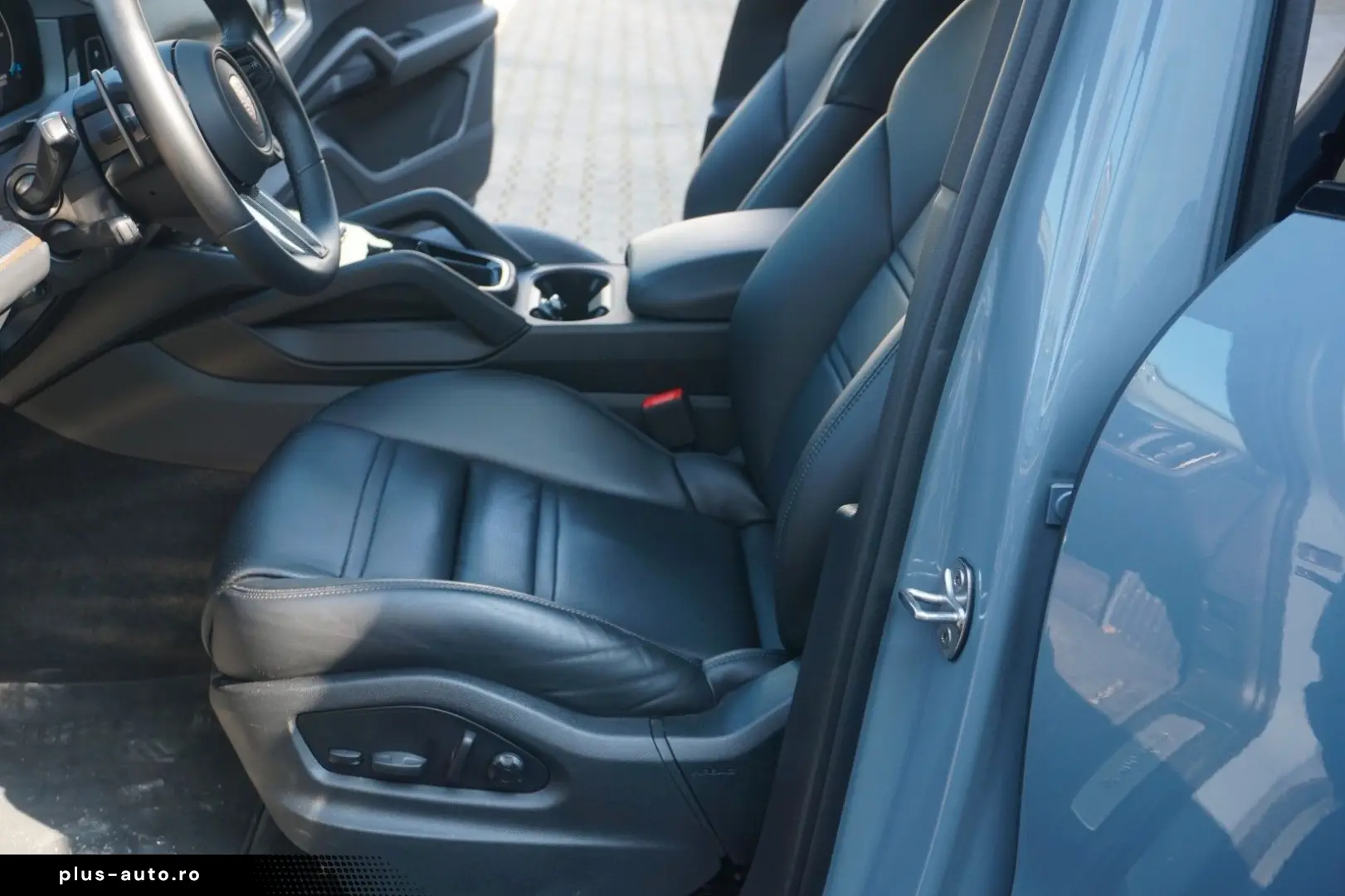 PORSCHE Cayenne Coupe S E-Hybrid SportDesign Paket SpAbg