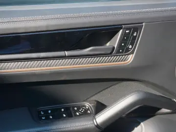 PORSCHE Cayenne Coupe S E-Hybrid SportDesign Paket SpAbg