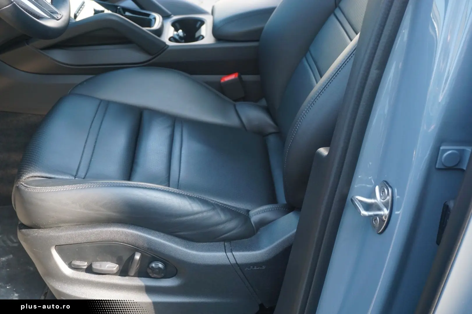 PORSCHE Cayenne Coupe S E-Hybrid SportDesign Paket SpAbg