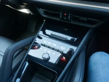 PORSCHE Cayenne Coupe S E-Hybrid SportDesign Paket SpAbg