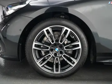 BMW 520d xDr MSport ICONIC GL 360 HUD CARBON H&K Ventil