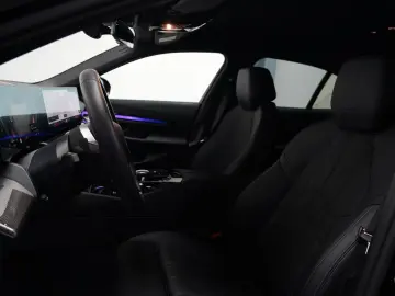 BMW 520d xDr MSport ICONIC GL 360 HUD CARBON H&K Ventil