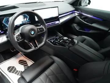 BMW 520d xDr MSport ICONIC GL 360 HUD CARBON H&K Ventil
