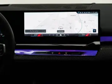 BMW 520d xDr MSport ICONIC GL 360 HUD CARBON H&K Ventil