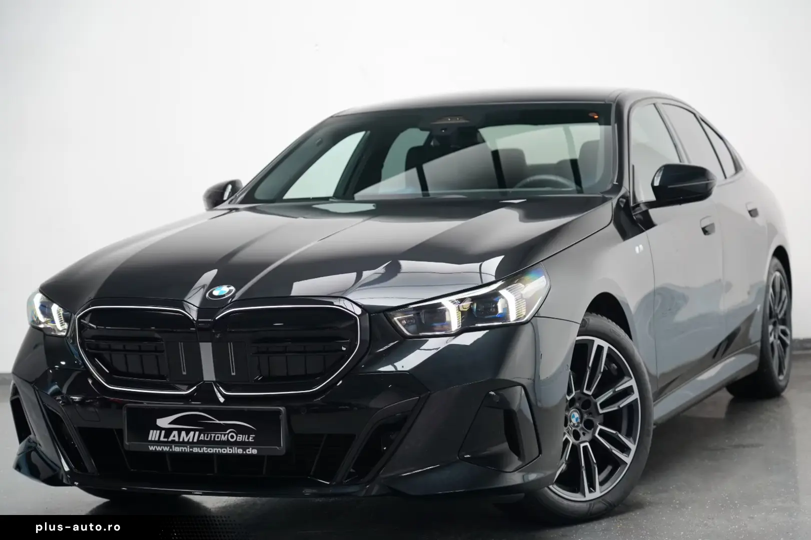 BMW 520d xDr MSport ICONIC GL 360 HUD CARBON H&K Ventil