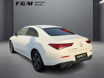 MERCEDES-BENZ CLA 250 e Coupé Progressive CarPlay Sitzhz LED