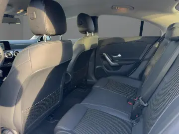 MERCEDES-BENZ CLA 250 e Coupé Progressive CarPlay Sitzhz LED