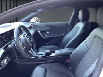MERCEDES-BENZ CLA200 d Carbon MBUX Progressive CarPlay KAM
