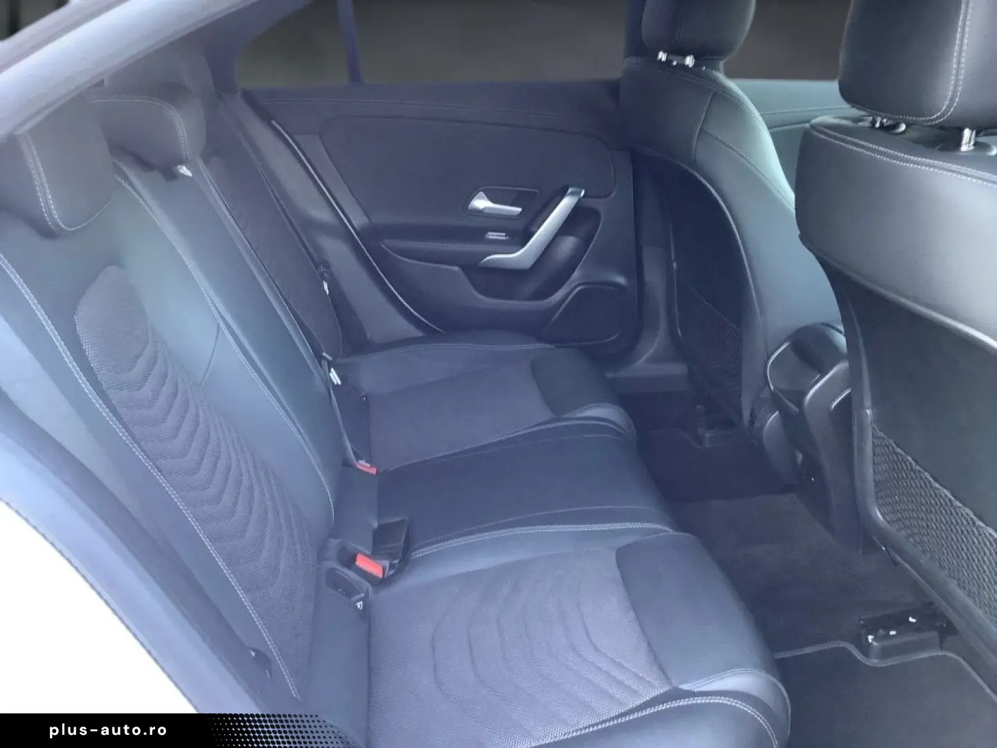 MERCEDES-BENZ CLA200 d Carbon MBUX Progressive CarPlay KAM