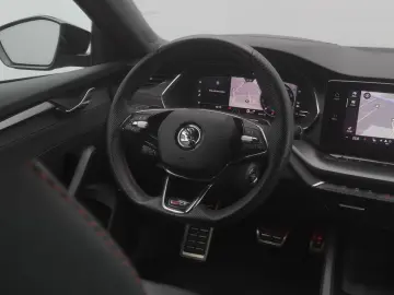 SKODA Octavia RS 2.0 TDI DSG 4x4