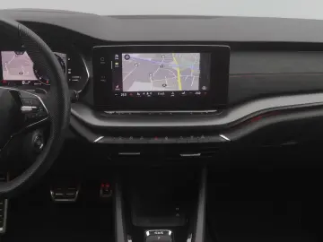 SKODA Octavia RS 2.0 TDI DSG 4x4