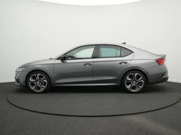 SKODA Octavia RS 2.0 TDI DSG 4x4