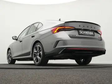 SKODA Octavia RS 2.0 TDI DSG 4x4