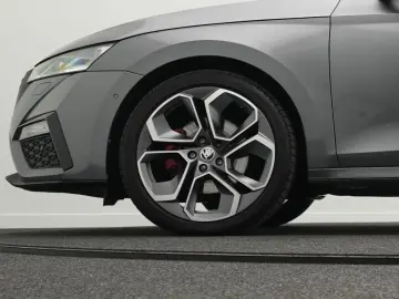 SKODA Octavia RS 2.0 TDI DSG 4x4