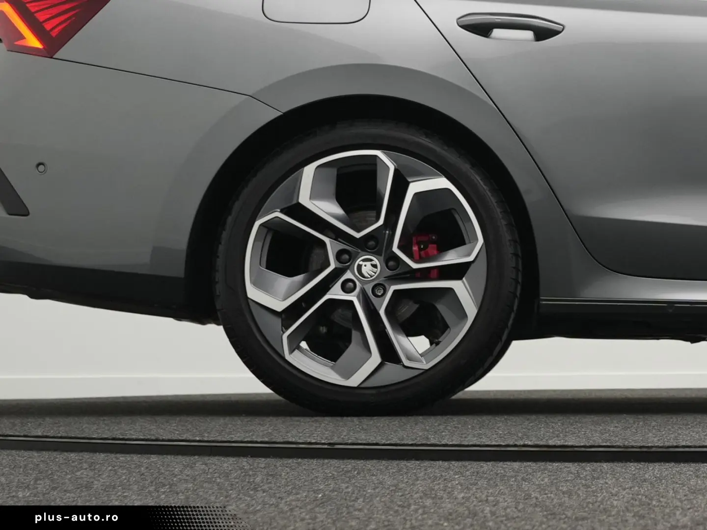 SKODA Octavia RS 2.0 TDI DSG 4x4