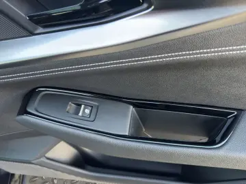 RENAULT Austral Mild Hyb.160 Techno  Automatik Pano