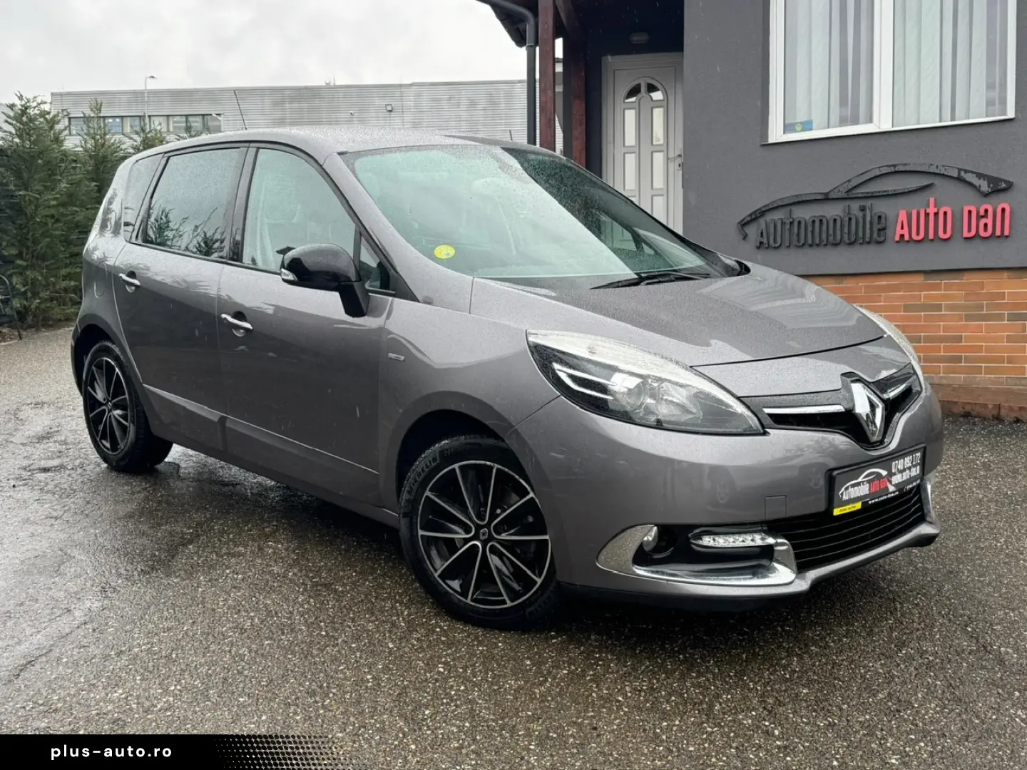 Renault Scenic Diesel 1.6 2013 Manuala