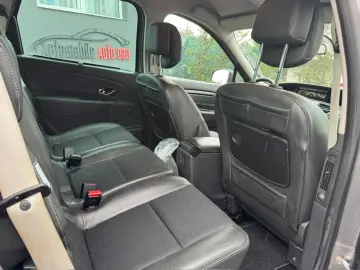 Renault Scenic Diesel 1.6 2013 Manuala