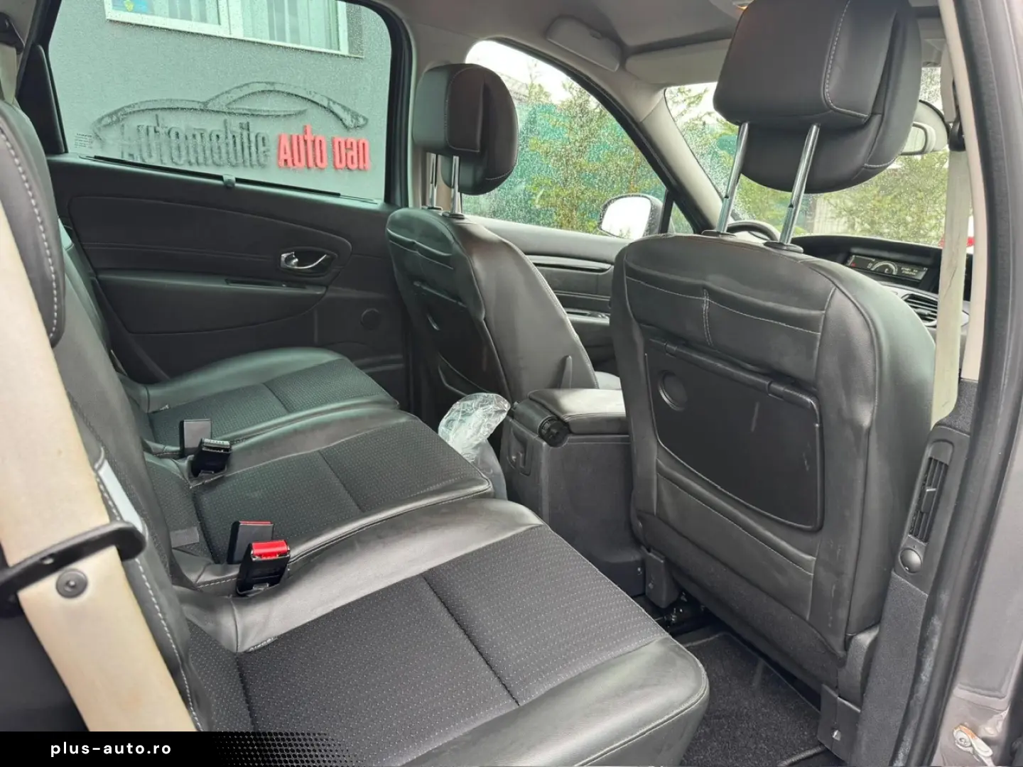 Renault Scenic Diesel 1.6 2013 Manuala