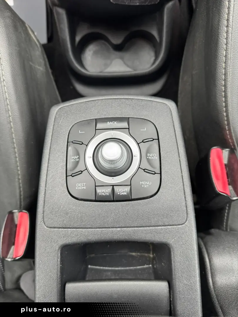 Renault Scenic Diesel 1.6 2013 Manuala