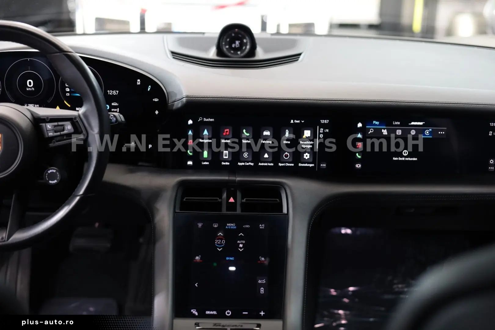 PORSCHE Taycan Cross Turismo 4 93kWh ACC LED 2xDispl.