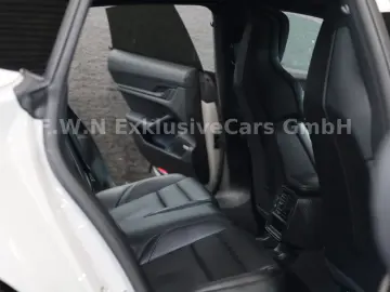 PORSCHE Taycan Cross Turismo 4 93kWh ACC LED 2xDispl.