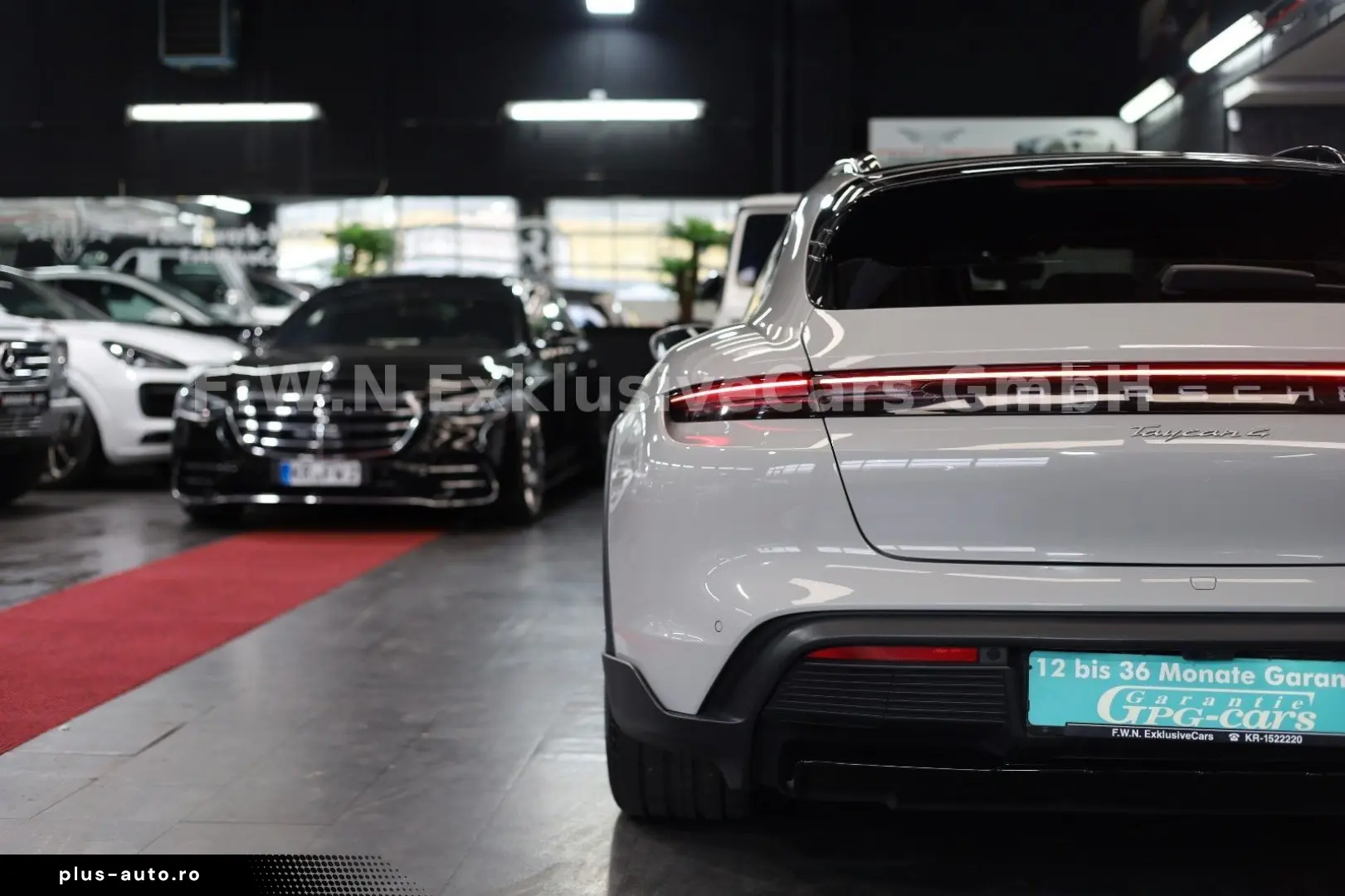 PORSCHE Taycan Cross Turismo 4 93kWh ACC LED 2xDispl.