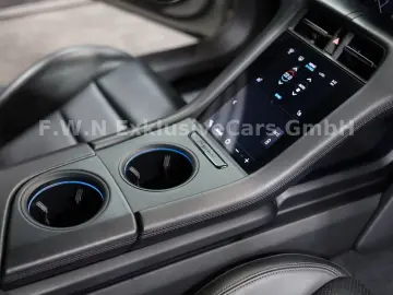 PORSCHE Taycan Cross Turismo 4 93kWh ACC LED 2xDispl.