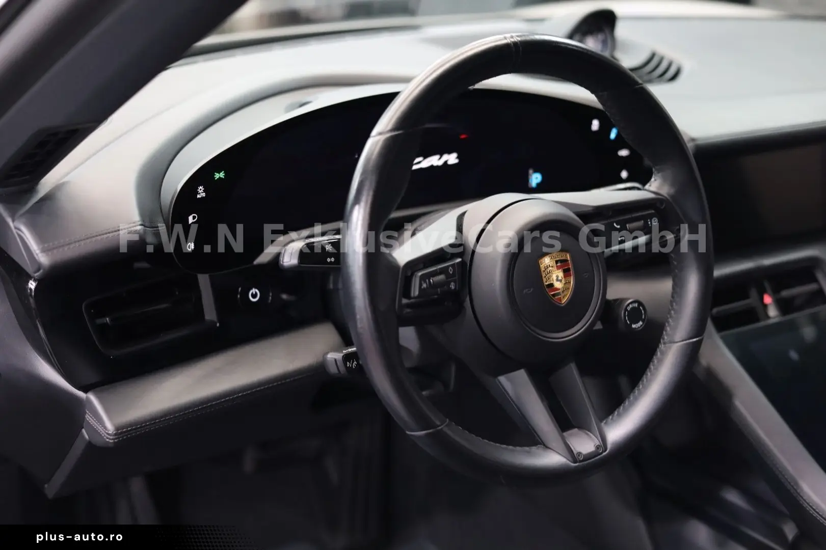 PORSCHE Taycan Cross Turismo 4 93kWh ACC LED 2xDispl.